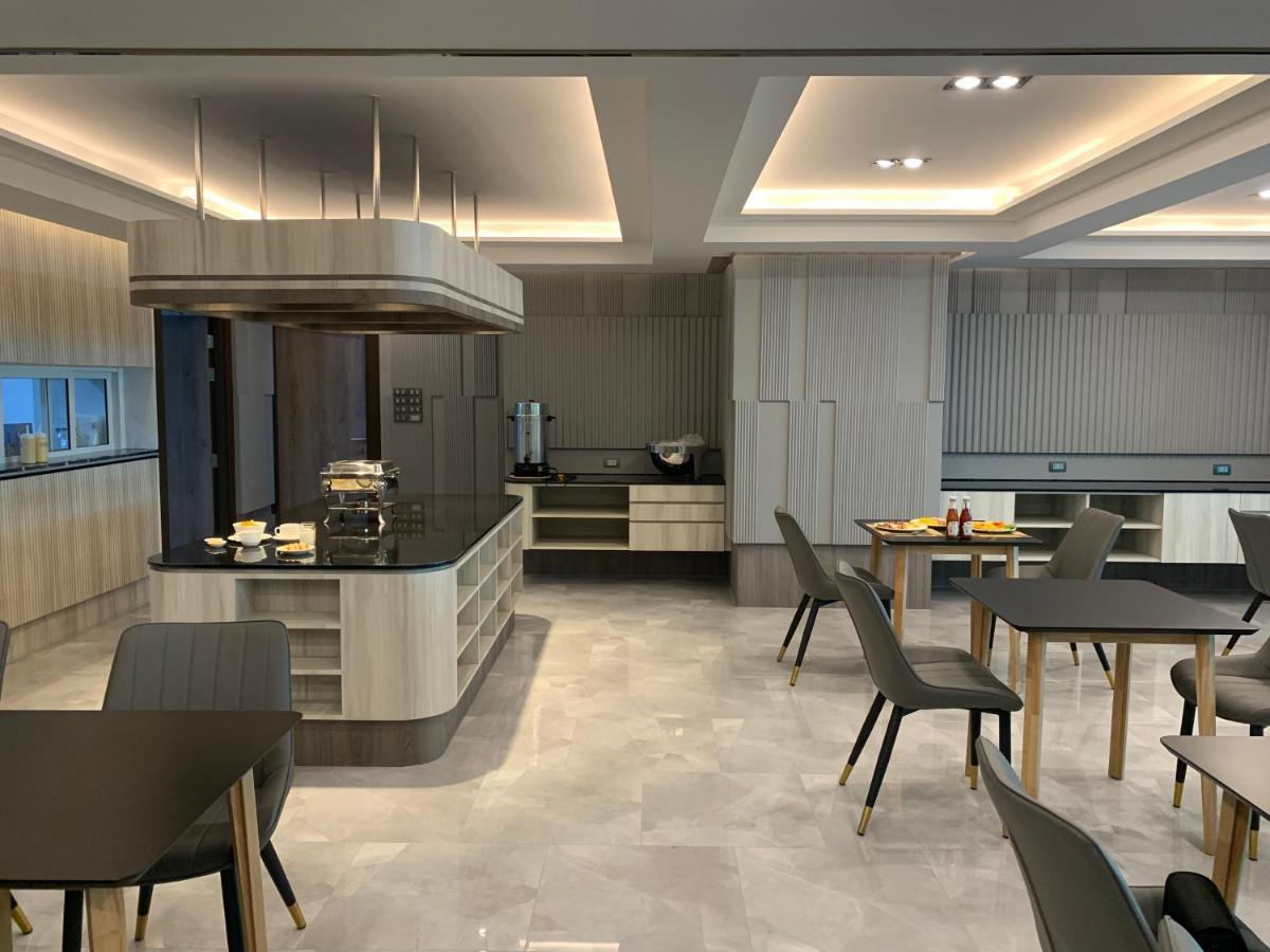 בנגקוק Thana Wisut Hotel מראה חיצוני תמונה