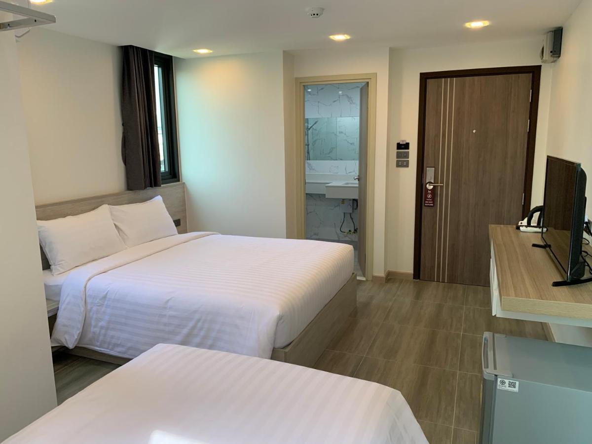 בנגקוק Thana Wisut Hotel מראה חיצוני תמונה